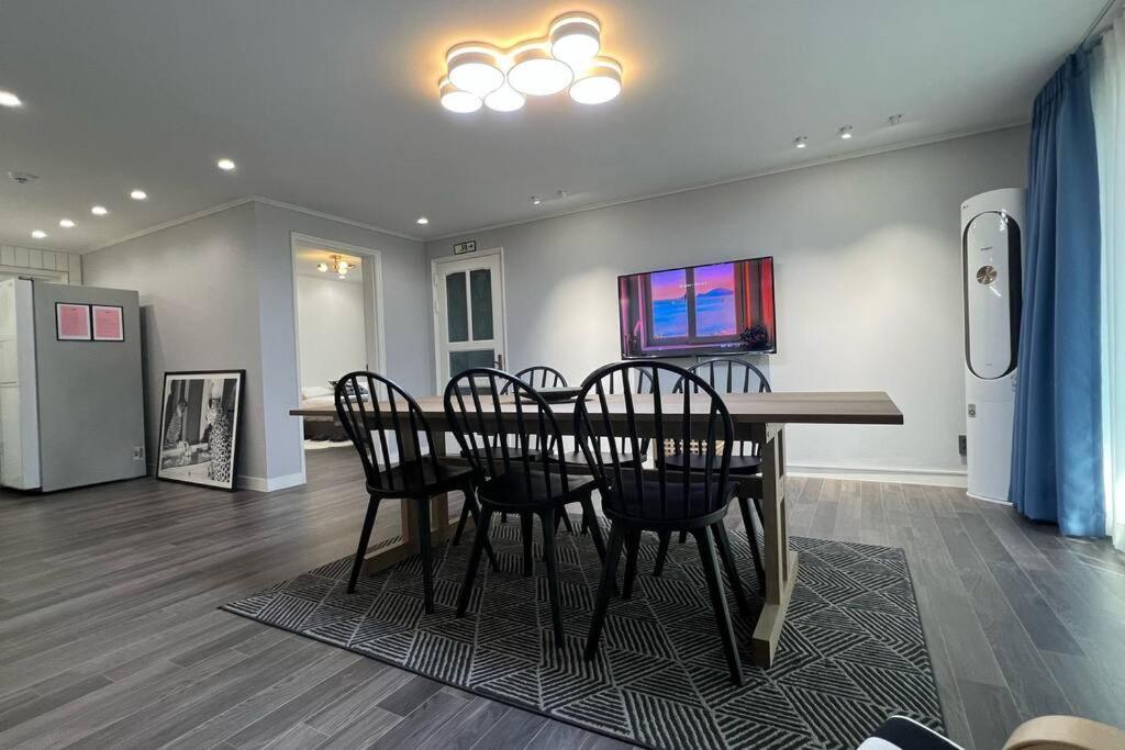 Hongdae 3bedroom #13 ソウル特別市